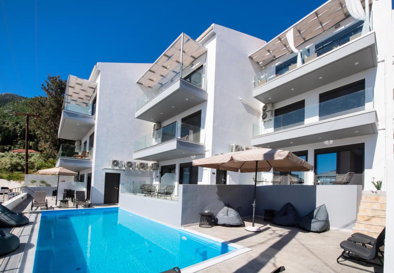 Angelica'S And Irene'S Design Apartments Swimming Pool Nikiana Ngoại thất bức ảnh